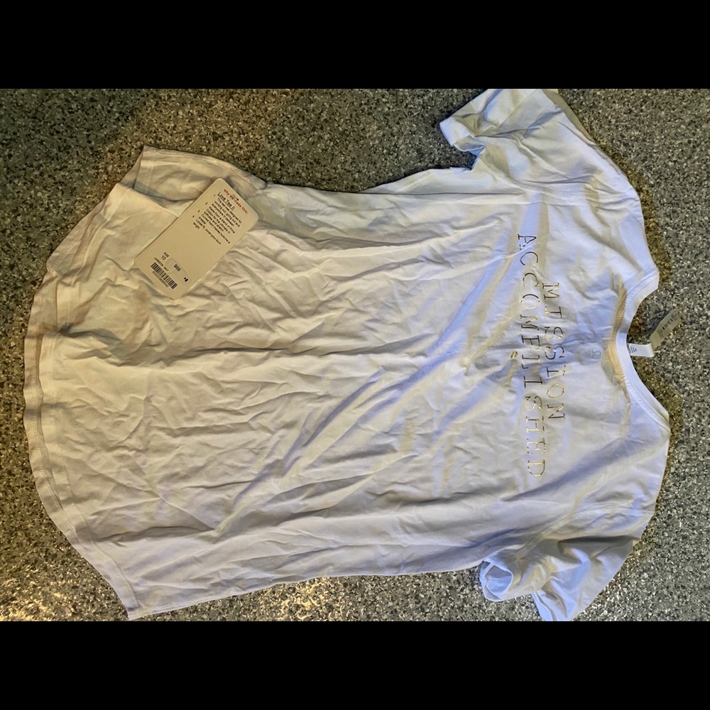 NWT SeaWheeze Love Tee!